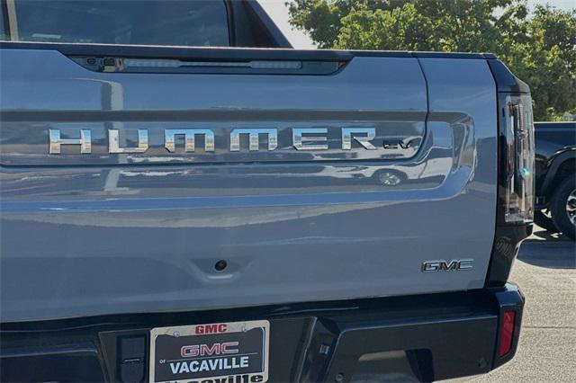 new 2025 GMC HUMMER EV car