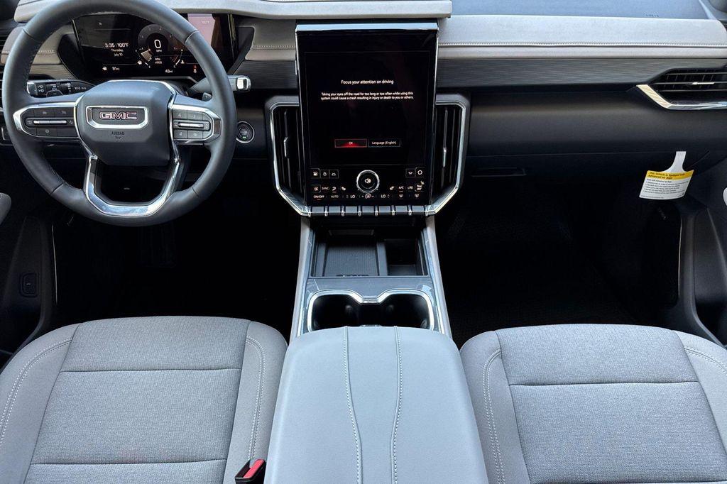 new 2025 GMC Acadia car, priced at $45,140