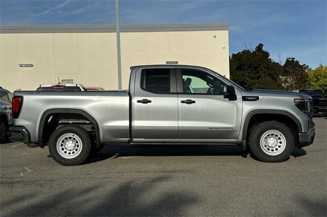 new 2025 GMC Sierra 1500 car, priced at $47,980