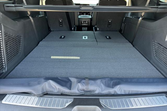 new 2025 GMC Yukon XL car, priced at $92,055