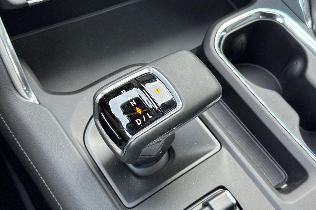 new 2025 GMC Sierra 1500 car, priced at $82,005