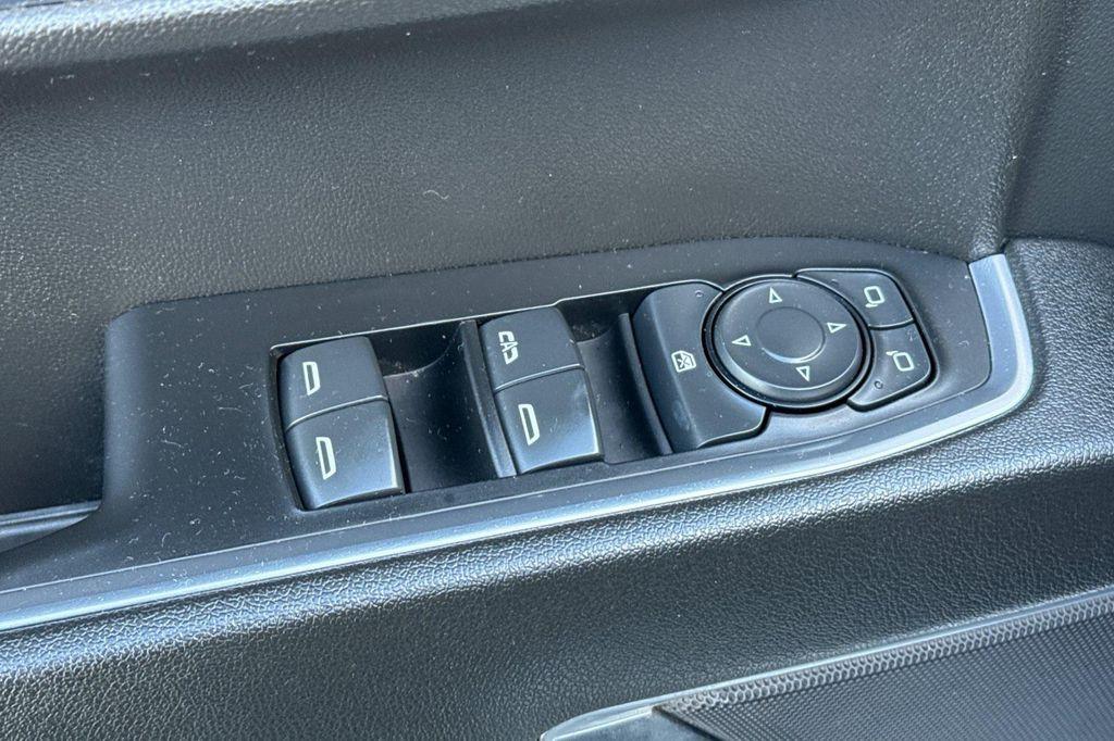 used 2024 GMC Sierra 1500 car, priced at $39,990