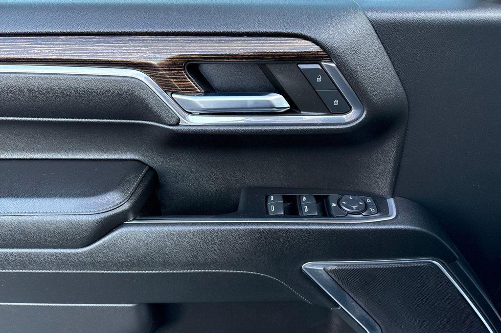 used 2024 GMC Sierra 1500 car, priced at $39,990