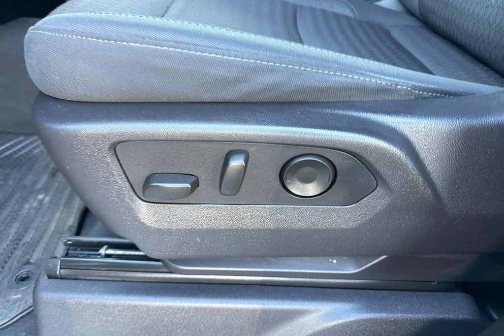 used 2024 GMC Sierra 1500 car, priced at $39,990