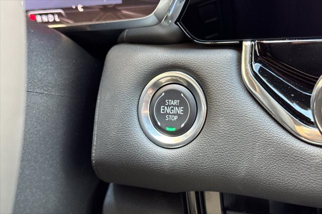 new 2025 GMC Canyon car, priced at $42,675