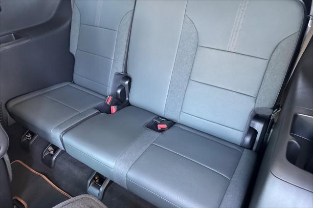 new 2025 GMC Acadia car, priced at $53,390