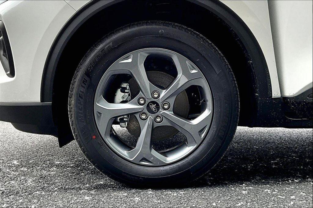 new 2025 Ford Escape car, priced at $33,989