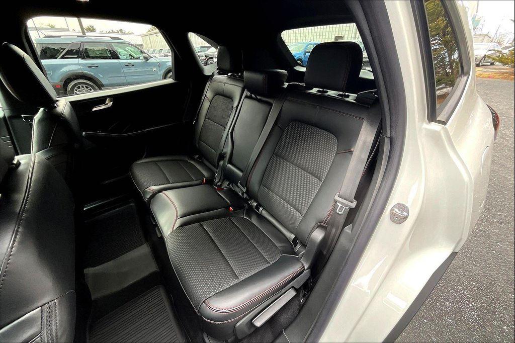 new 2025 Ford Escape car, priced at $33,989