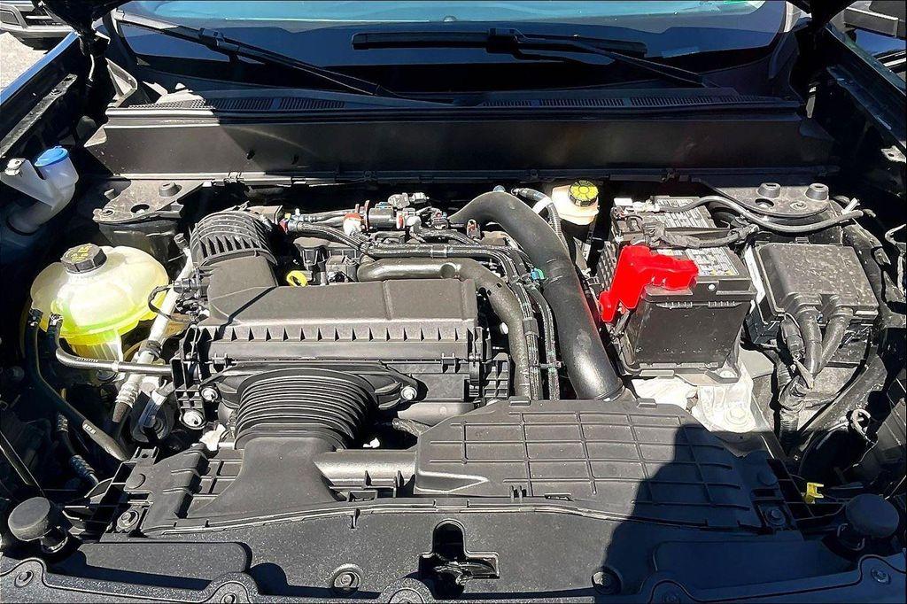 new 2025 Ford Maverick car, priced at $33,302