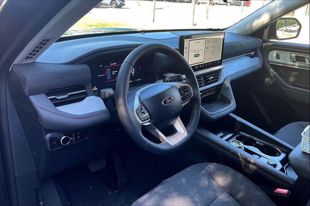 new 2025 Ford Explorer car, priced at $42,459