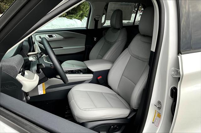 new 2025 Ford Explorer car, priced at $49,395