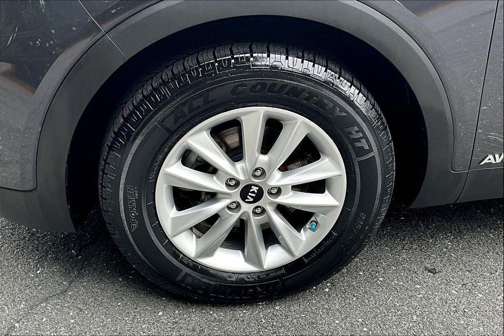 used 2019 Kia Sorento car, priced at $9,999