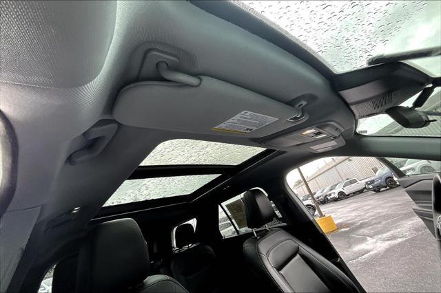 used 2022 Ford Explorer car, priced at $27,805