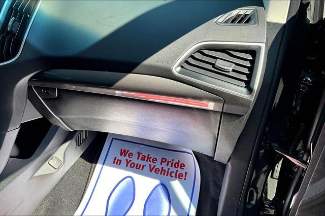 used 2024 Ford Edge car, priced at $27,779