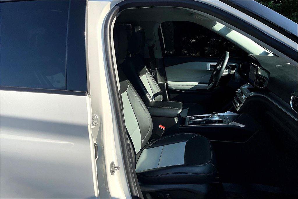 used 2022 Ford Explorer car, priced at $32,854