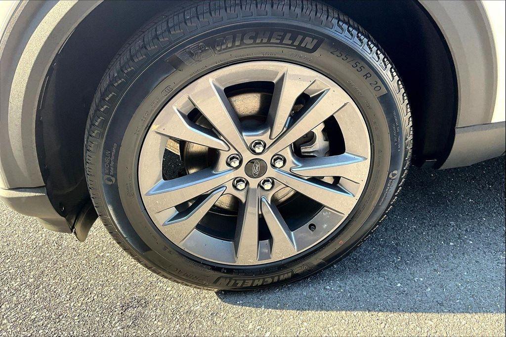 used 2022 Ford Explorer car, priced at $32,854