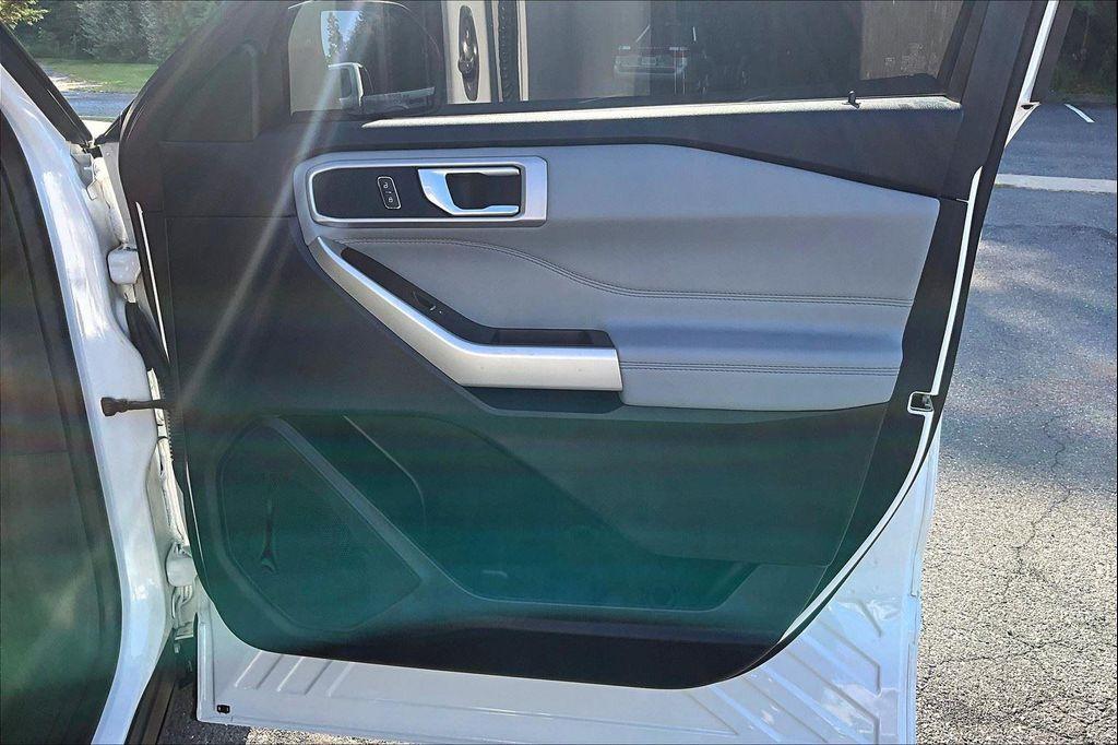 used 2022 Ford Explorer car, priced at $32,854