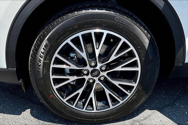 new 2025 Ford Escape PHEV car, priced at $35,757