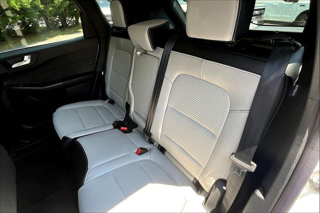 new 2025 Ford Escape PHEV car, priced at $30,524