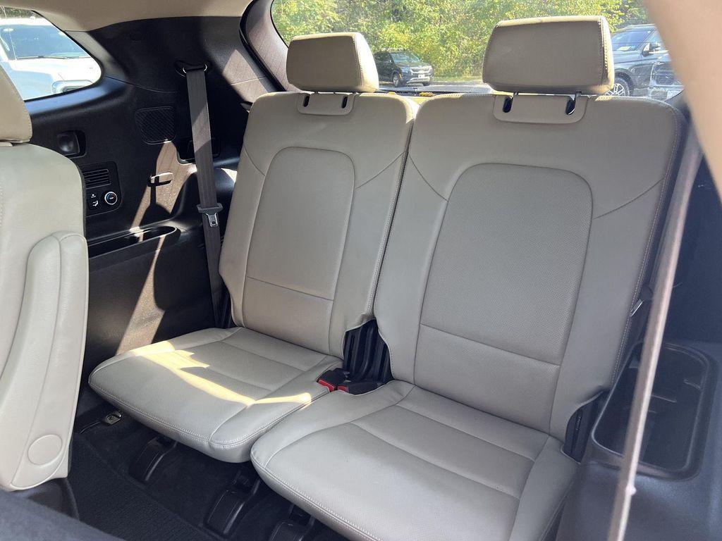 used 2019 Hyundai Santa Fe XL car, priced at $19,466
