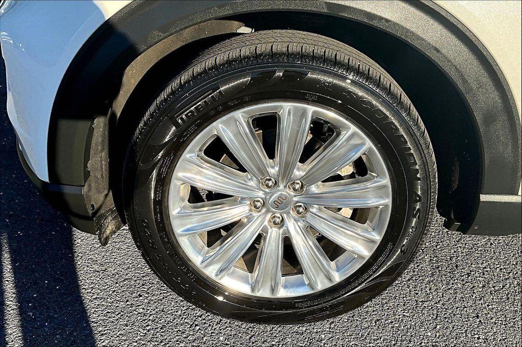 used 2021 Ford Explorer car, priced at $33,449