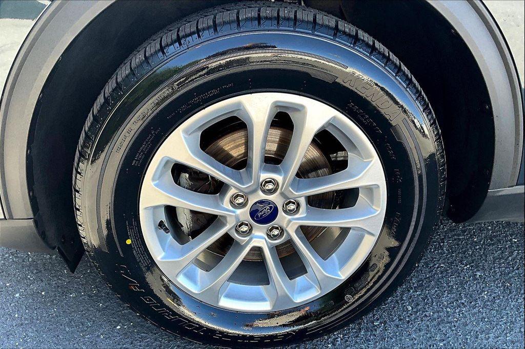 used 2022 Ford Escape car, priced at $22,311