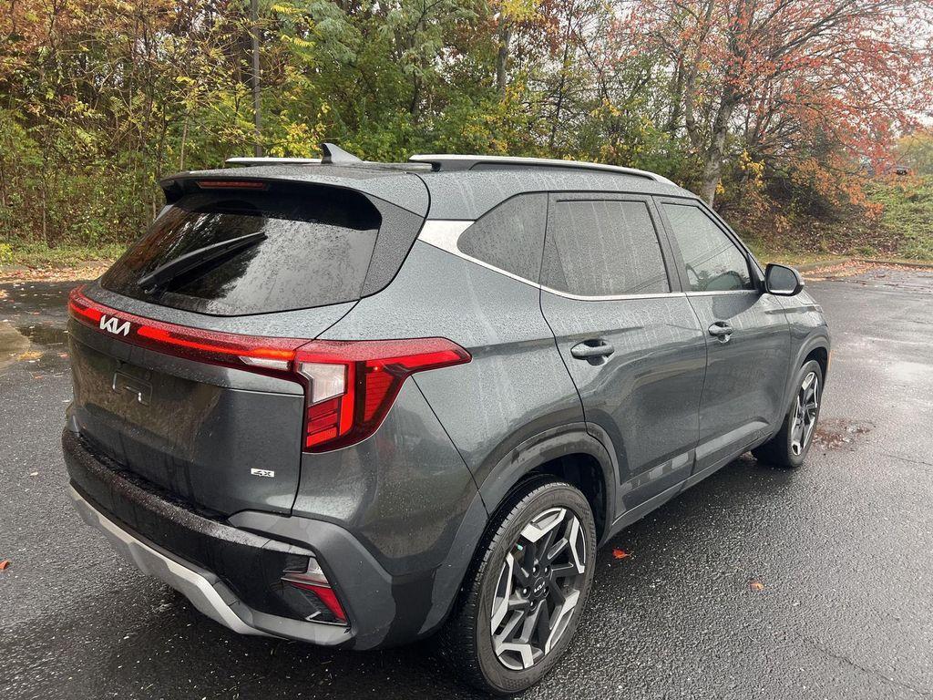 used 2024 Kia Seltos car