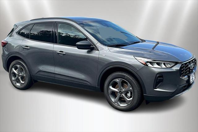 new 2025 Ford Escape car, priced at $33,450