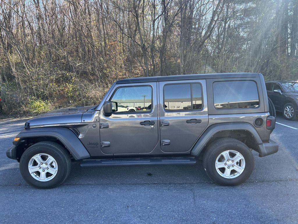 used 2022 Jeep Wrangler Unlimited car, priced at $31,279