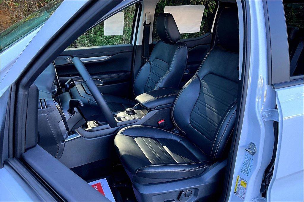 new 2025 Ford Ranger car, priced at $52,040
