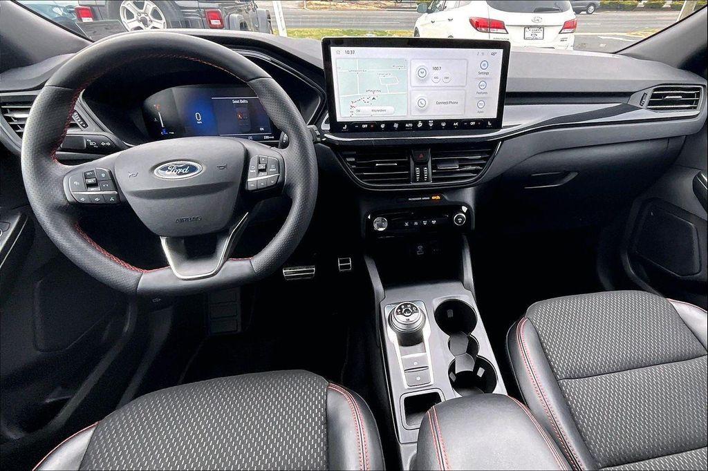 used 2023 Ford Escape car, priced at $25,260