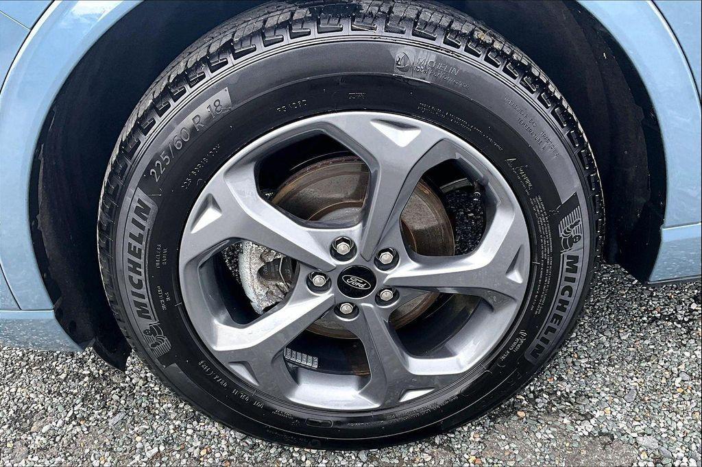 used 2023 Ford Escape car, priced at $25,260