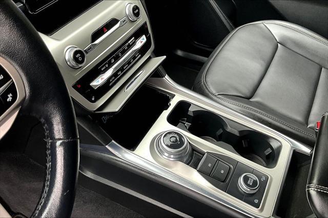 used 2022 Ford Explorer car, priced at $28,196