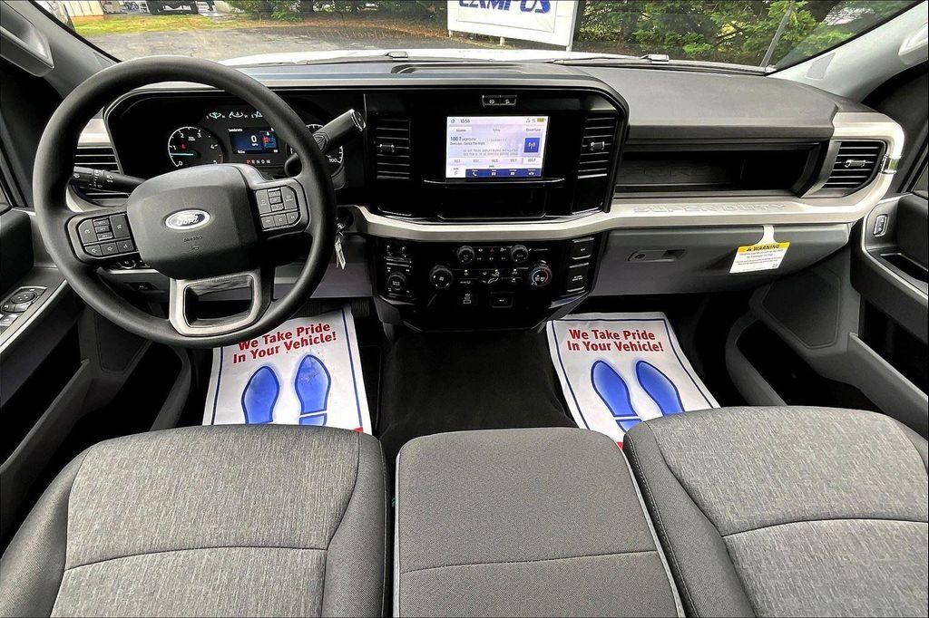 new 2025 Ford F-250 car, priced at $67,459
