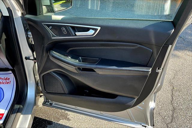 used 2022 Ford Edge car, priced at $29,362