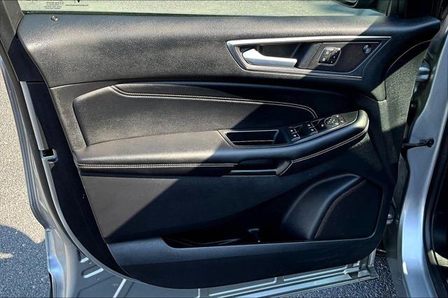 used 2022 Ford Edge car, priced at $29,362