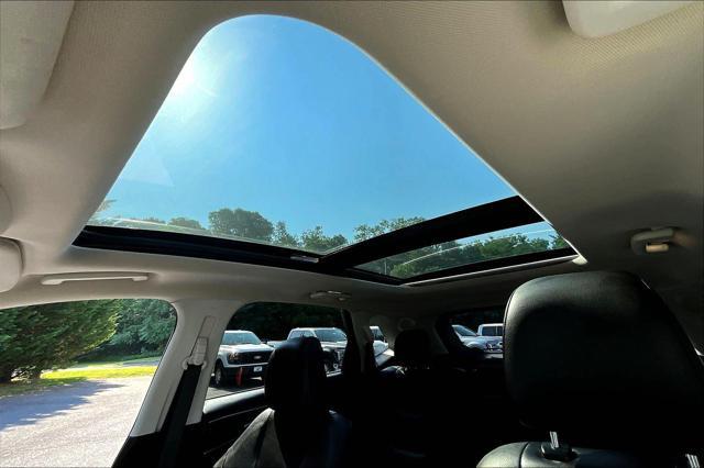 used 2022 Ford Edge car, priced at $29,362