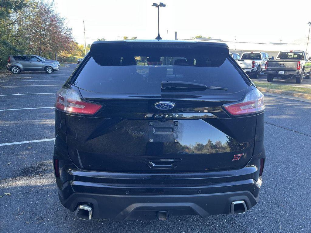 used 2022 Ford Edge car, priced at $29,390