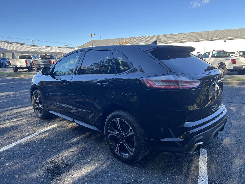 used 2022 Ford Edge car, priced at $29,390