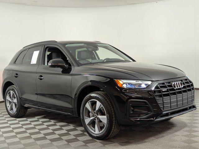 new 2025 Audi Q5 car, priced at $47,251