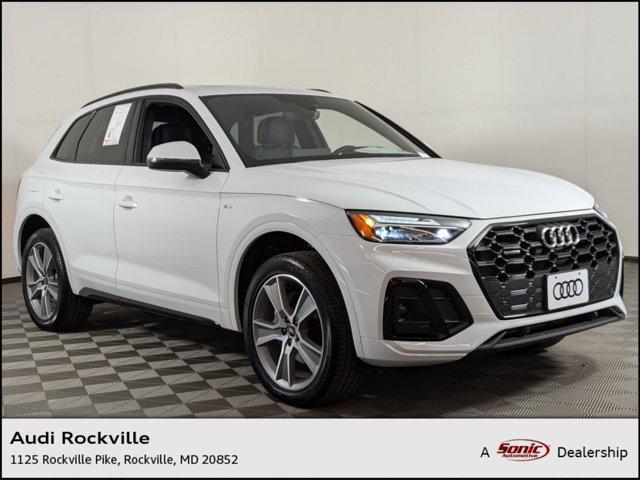 new 2025 Audi Q5 car, priced at $46,984