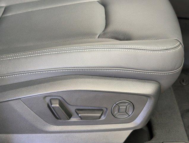 new 2025 Audi Q7 car, priced at $74,441