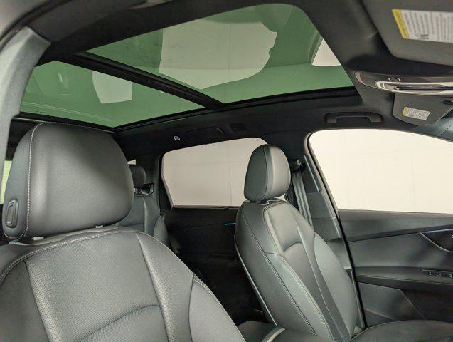 new 2025 Audi Q7 car, priced at $74,441