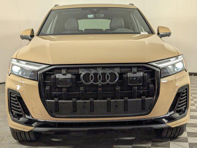new 2025 Audi Q7 car, priced at $74,441