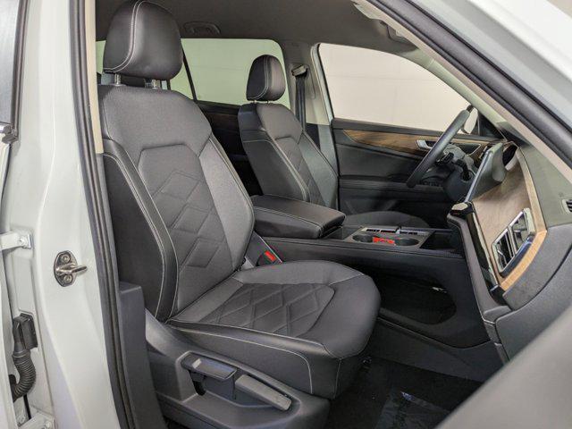 used 2024 Volkswagen Atlas car, priced at $30,998