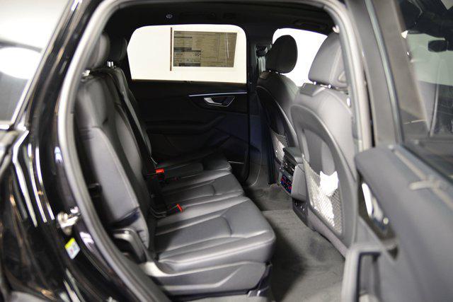 new 2025 Audi Q7 car, priced at $74,081