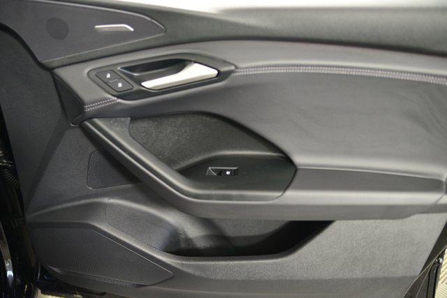 new 2025 Audi Q6 e-tron car, priced at $73,101