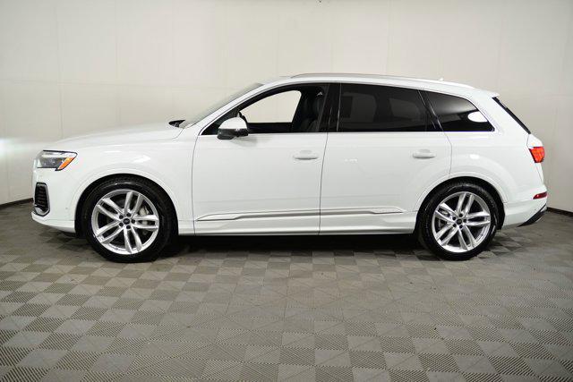 new 2025 Audi Q7 car, priced at $73,201