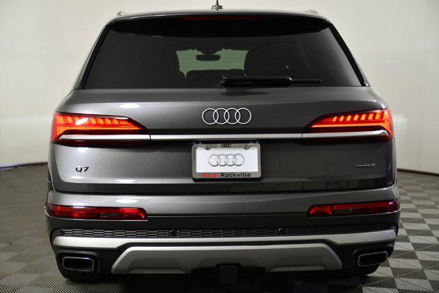 new 2025 Audi Q7 car, priced at $72,601