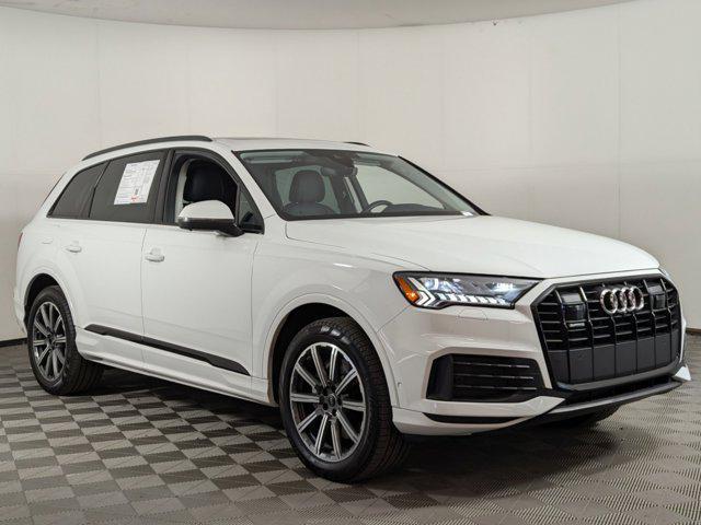 used 2024 Audi Q7 car, priced at $52,997